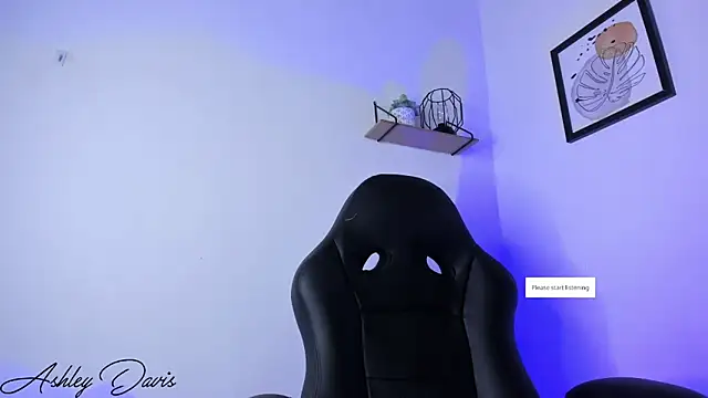 Snapshot of AsshleyDavis chatting on March 1, 2026, 1:49 am AsshleyDavis online show from March 1, 2026, 1:49 am