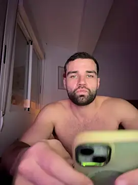 Snapshot of MitshCam chatting on February 11, 2026, 7:25 pm MitshCam online show from February 11, 2026, 7:25 pm