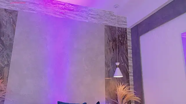 Hannah-Prada online show from March 23, 2026, 11:32 am