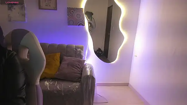 Snapshot of Afrodita_rouss chatting on February 22, 2026, 9:05 pm Afrodita rouss online show from February 22, 2026, 9:05 pm