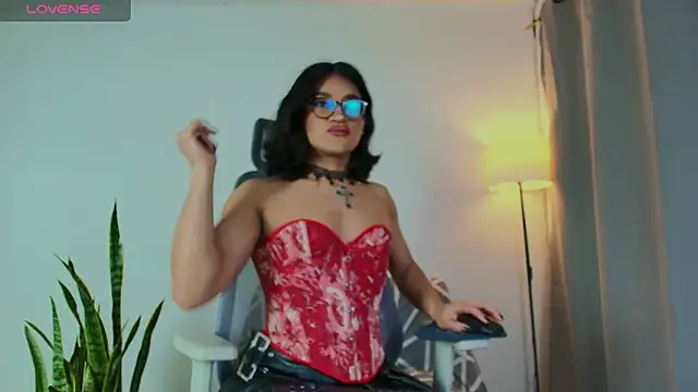 Snapshot of succubus_Vitta chatting on February 22, 2026, 11:28 pm succubus Vitta online show from February 22, 2026, 11:28 pm