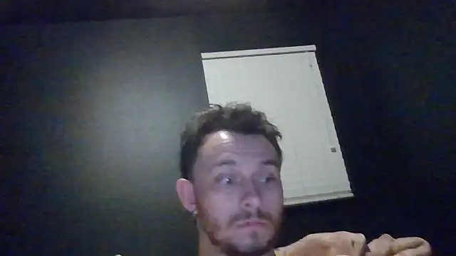 Snapshot of Tallhungandcloudy chatting on June 30, 2026, 5:18 am Tallhungandcloudy online show from June 30, 2026, 5:18 am