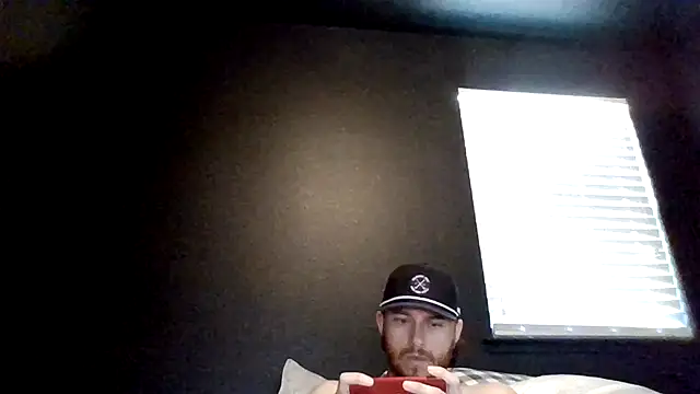 Snapshot of Tallhungandcloudy chatting on July 14, 2026, 5:41 pm Tallhungandcloudy online show from July 14, 2026, 5:41 pm