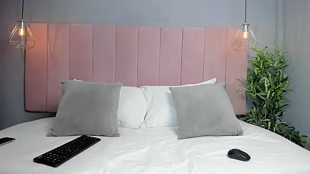 MartinaGrace online show from February 26, 2026, 6:30 pm