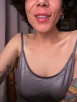 Snapshot of JeanneDuval8888 chatting on February 15, 2026, 7:20 am JeanneDuval8888 online show from February 15, 2026, 7:20 am