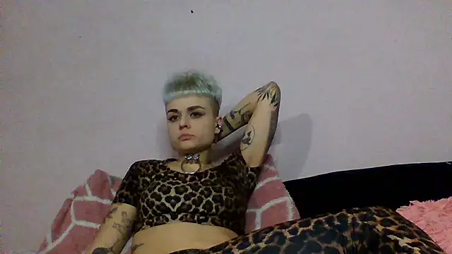 AlisaDear257 online show from February 16, 2026, 8:07 pm