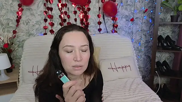 Vivimoonx online show from February 11, 2026, 7:19 am