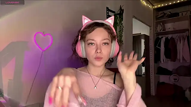 SlunkRear online show from April 16, 2026, 10:23 pm