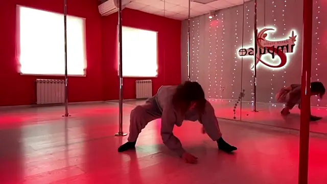 Snapshot of SlunkRear chatting on February 15, 2026, 1:17 am SlunkRear online show from February 15, 2026, 1:17 am