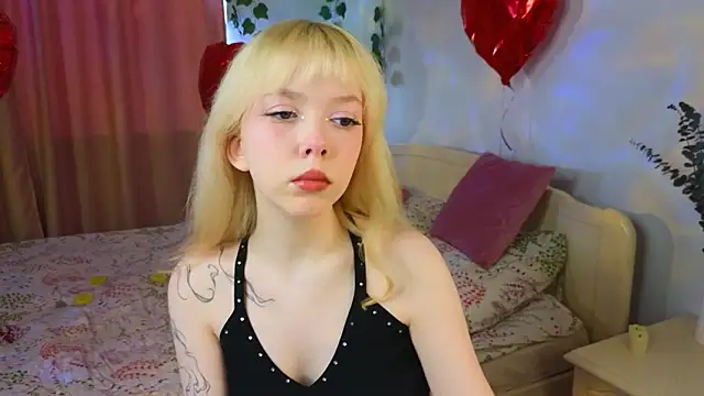 Rochelle kitty online show from March 20, 2026, 1:23 pm