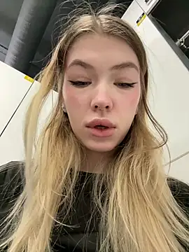 Snapshot of Mia_Star69 chatting on February 13, 2026, 3:01 pm Mia Star69 online show from February 13, 2026, 3:01 pm