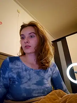 sweetsophie69 online show from March 22, 2026, 7:48 pm