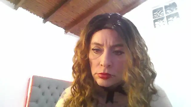 mia vantt online show from April 20, 2026, 10:22 pm