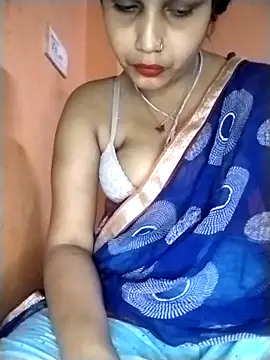 Nency Love143 online show from April 16, 2026, 7:47 pm