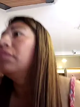 eva vidal  online show from March 11, 2026, 4:23 pm