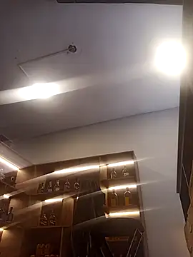 eva vidal  online show from April 27, 2026, 4:38 pm