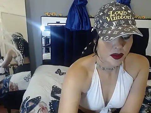 zaradesirex online show from February 17, 2026, 5:10 pm