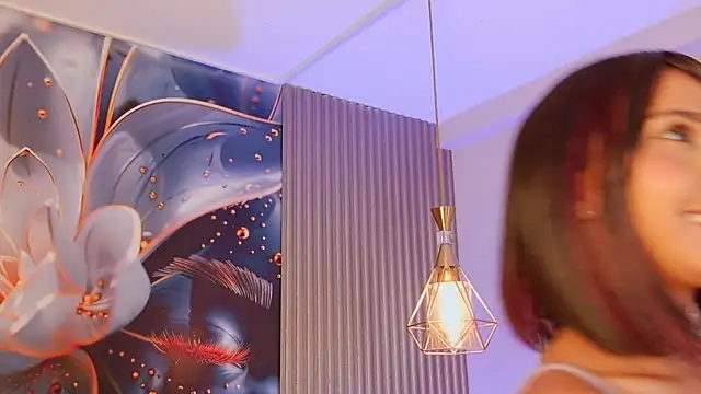 AURORA BLOOM CR online show from April 7, 2026, 12:07 pm