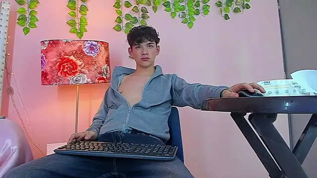 Philippsx online show from March 8, 2026, 7:11 am