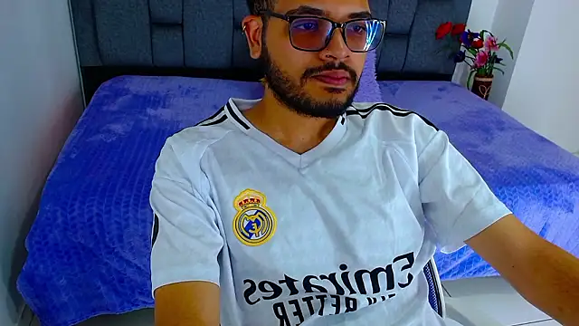 J black  online show from February 21, 2026, 8:55 pm