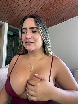 Snapshot of Miilana_ chatting on June 21, 2026, 5:08 pm Miilana online show from June 21, 2026, 5:08 pm