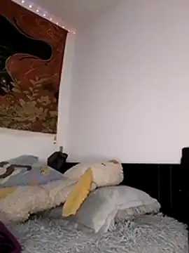 Snapshot of Lucy_allen1 chatting on February 14, 2026, 2:23 am Lucy allen1 online show from February 14, 2026, 2:23 am