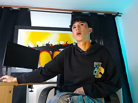 jullian ricci online show from March 2, 2026, 7:54 pm