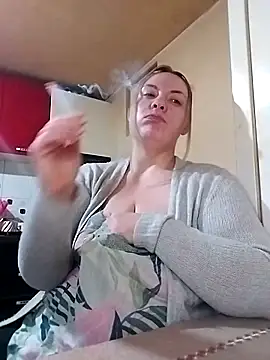 HotStepmommy4 online show from February 14, 2026, 9:48 pm