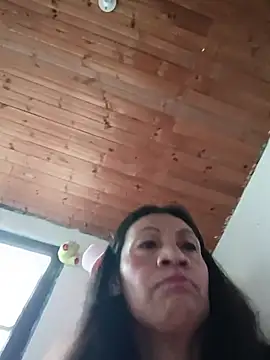 Layla Zaid online show from April 8, 2026, 1:12 pm