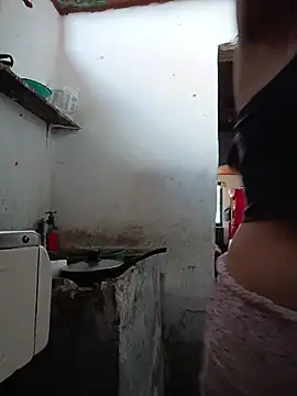 Layla Zaid online show from March 7, 2026, 2:22 pm