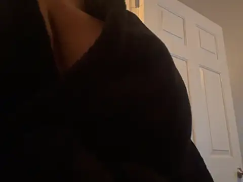 bbwpinkpussyy online show from February 13, 2026, 6:30 pm