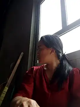 molly-xx online show from May 18, 2026, 1:39 am