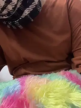 Rishan-965 online show from April 8, 2026, 11:50 pm