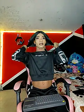 Violeta R  online show from April 8, 2026, 3:52 am