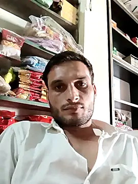 Snapshot of Beinghorny83 chatting on February 28, 2026, 10:04 am Beinghorny83 online show from February 28, 2026, 10:04 am