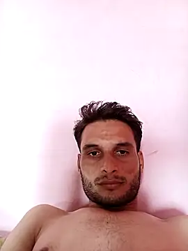 Snapshot of Beinghorny83 chatting on February 23, 2026, 9:43 am Beinghorny83 online show from February 23, 2026, 9:43 am