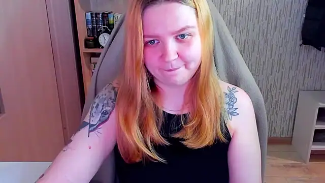 AnitaXVine online show from February 21, 2026, 1:57 pm