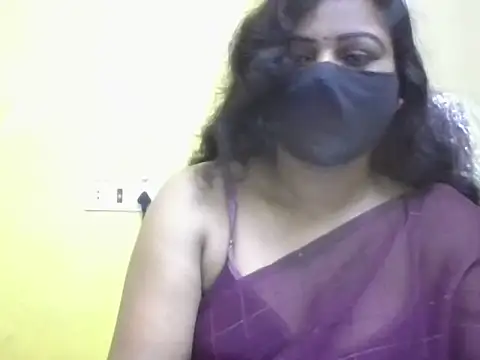 Snapshot of anu-reddyy chatting on July 18, 2026, 2:14 pm anu-reddyy online show from July 18, 2026, 2:14 pm