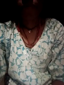 Desi Couple P online show from May 5, 2026, 4:43 pm