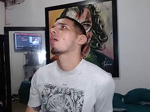 HotSinlge online show from February 13, 2026, 12:16 pm