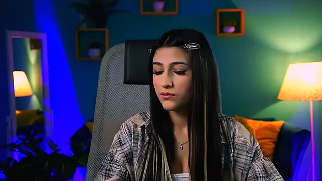 TerezaRobinson online show from February 12, 2026, 1:11 pm