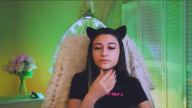 TerezaRobinson online show from February 26, 2026, 12:27 pm