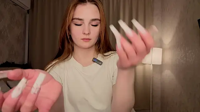 Snapshot of TessieFigge chatting on February 27, 2026, 7:03 pm TessieFigge online show from February 27, 2026, 7:03 pm