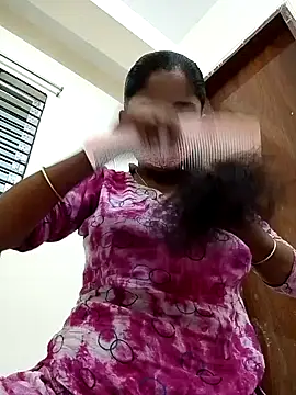 Sexy Boudi650 online show from February 18, 2026, 3:52 pm