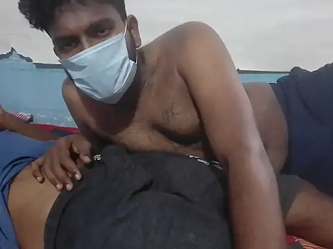 Snapshot of Tinku_1324 chatting on July 4, 2026, 5:03 am Tinku 1324 online show from July 4, 2026, 5:03 am