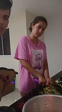 blakeandallisa online show from March 29, 2026, 12:01 am