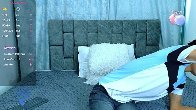 Snapshot of NicolasTorrez chatting on February 26, 2026, 8:09 pm NicolasTorrez online show from February 26, 2026, 8:09 pm