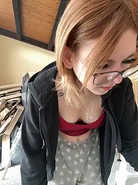 Milli-Kiss online show from April 3, 2026, 2:45 pm