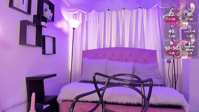 Aurora Ellis  online show from March 9, 2026, 1:03 pm