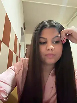 Vivike234 online show from February 19, 2026, 9:56 pm